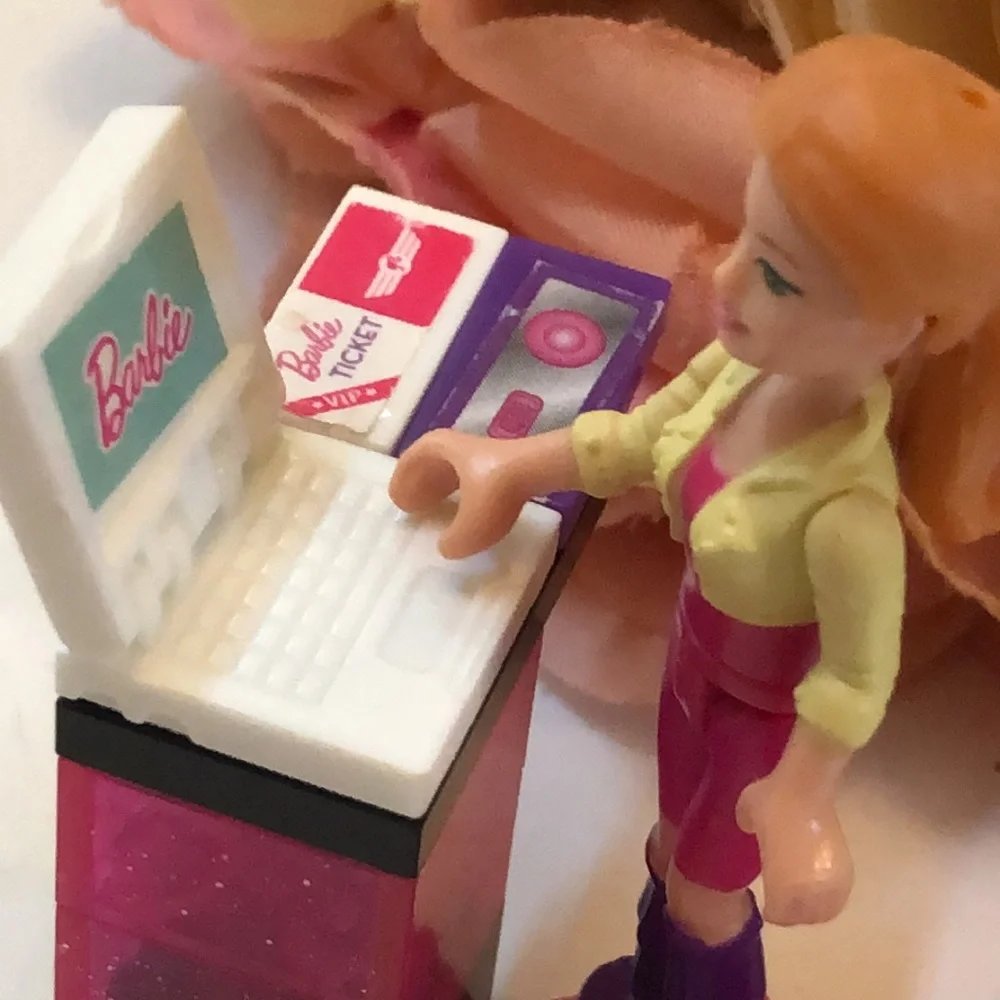 Barbie Mega Bloks 80203 Build and Style Barbie Mega Blocks Barbie Minifig